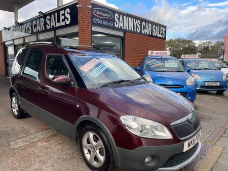 SKODA ROOMSTER 1.6 TDI Scout Euro 5 5dr