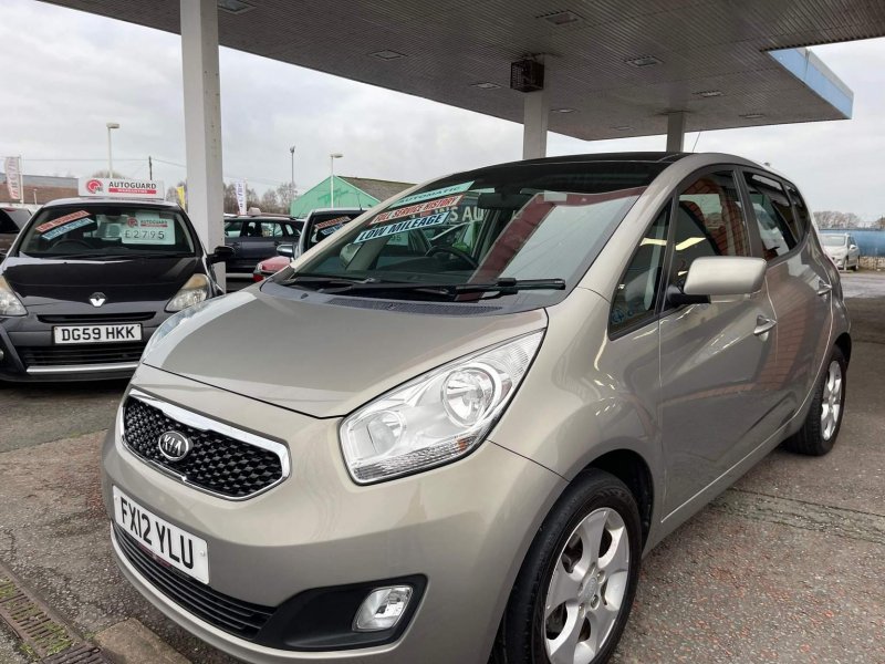 KIA VENGA
