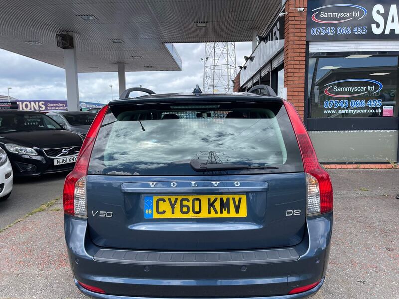 VOLVO V50
