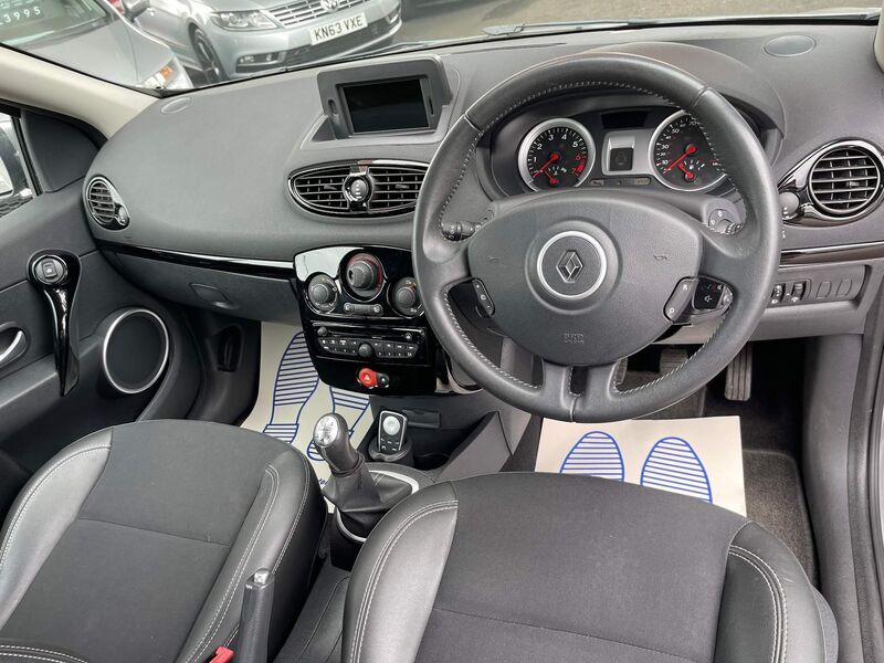 RENAULT CLIO