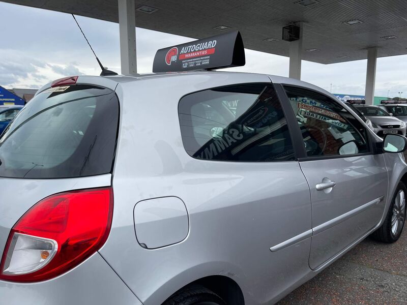 RENAULT CLIO