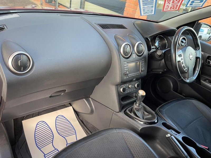 NISSAN QASHQAI