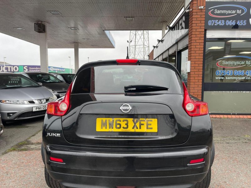 NISSAN JUKE