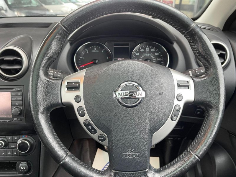 NISSAN QASHQAI+2