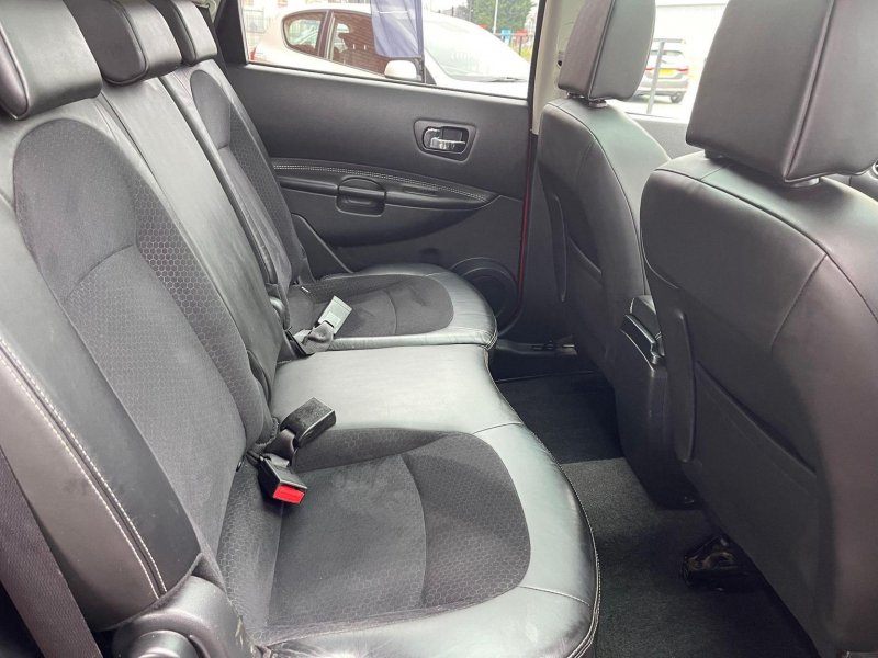 NISSAN QASHQAI+2