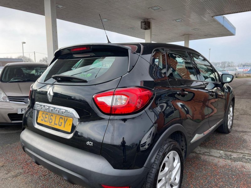 RENAULT CAPTUR