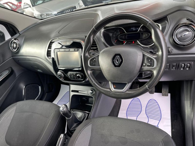 RENAULT CAPTUR
