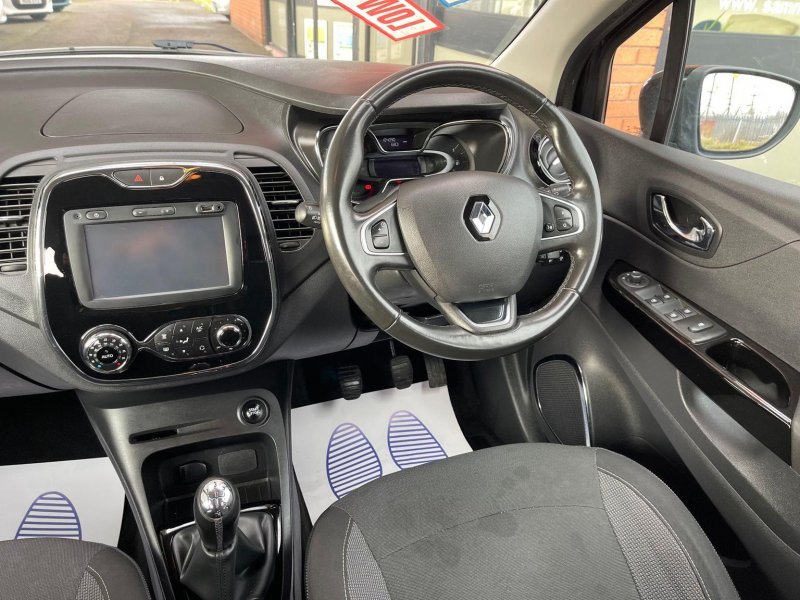 RENAULT CAPTUR