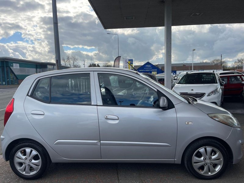 HYUNDAI I10