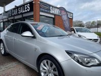 VAUXHALL INSIGNIA