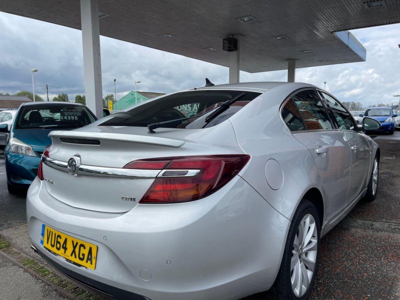 VAUXHALL INSIGNIA