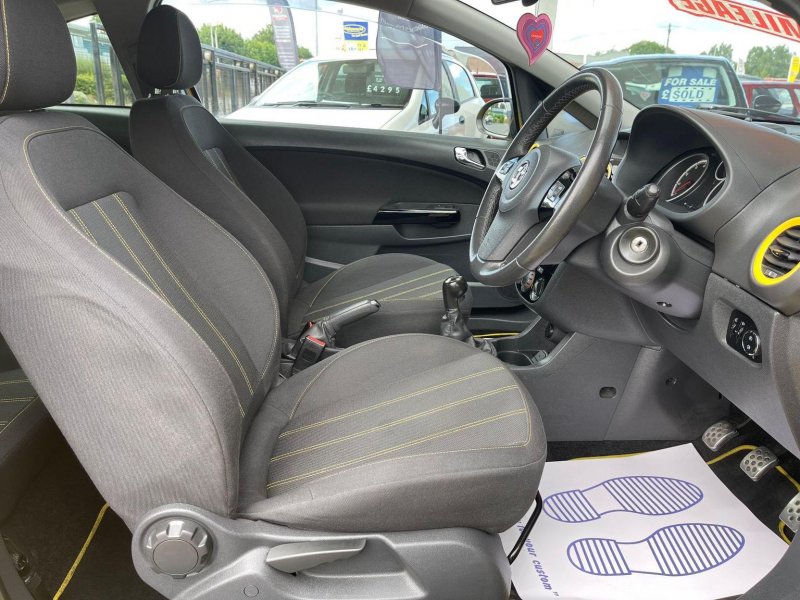VAUXHALL CORSA