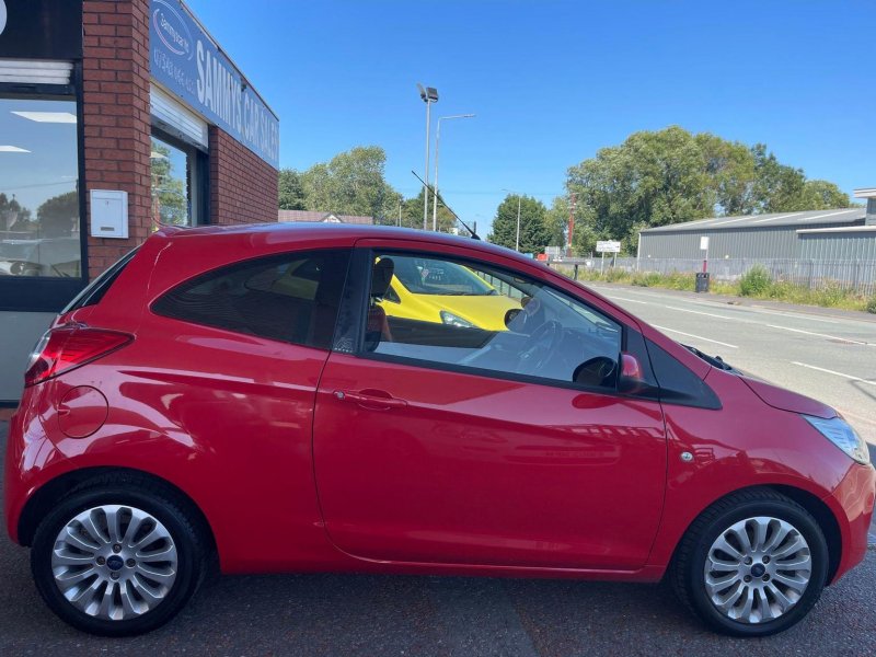 FORD KA
