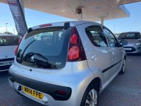 PEUGEOT 107