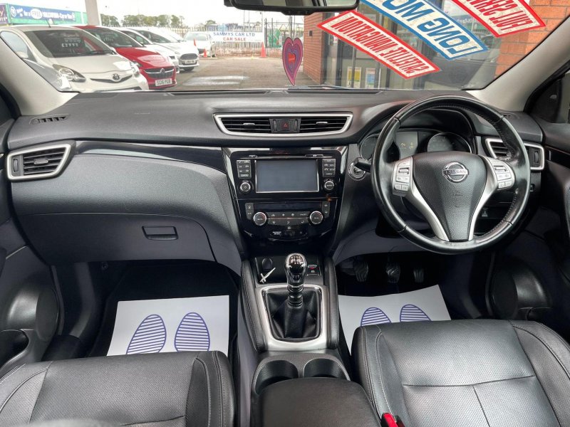 NISSAN QASHQAI