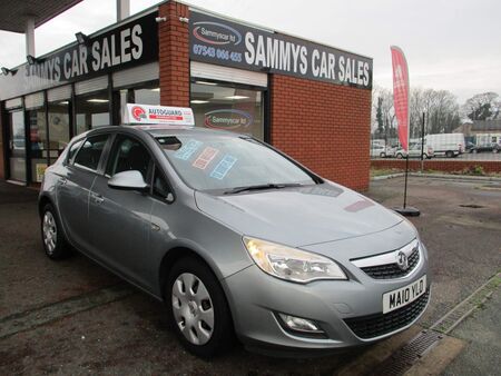 VAUXHALL ASTRA 1.6 16v Exclusiv 5dr